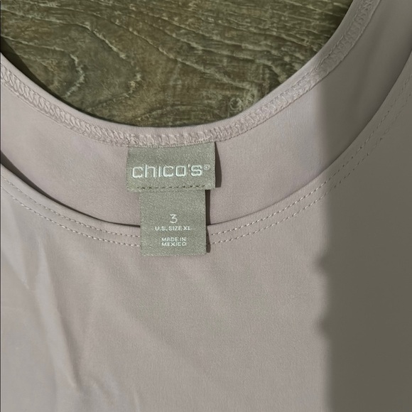 Chico's light purple/mauve Tank Top with Scoop Neck - Picture 2 of 4